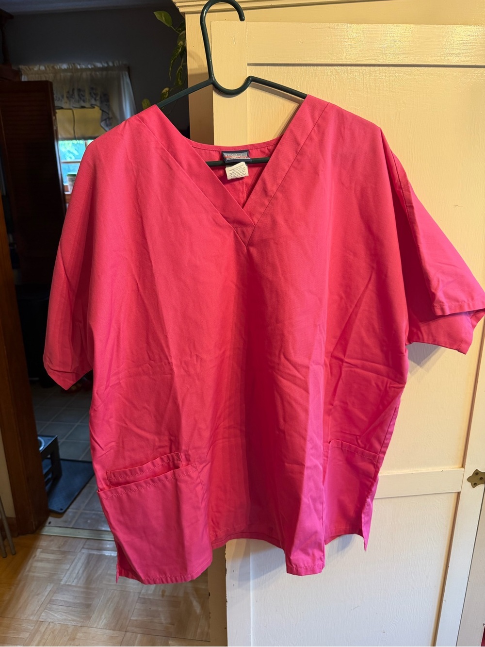 ✨5/$30✨ Cherokee Hot Pink V-Neck Scrub Top